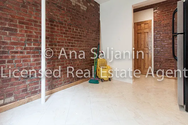 Rented by Citi Zone Realty | media 3