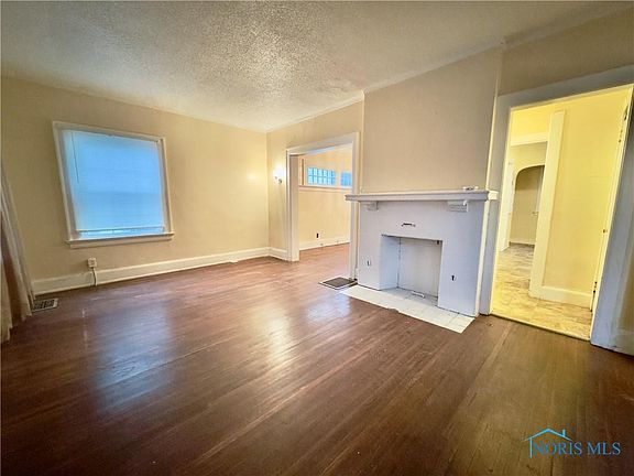 4th image of 2845 N Rockwood Pl
