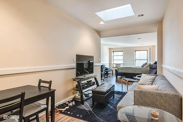 Rented by Citi Habitats | media 15