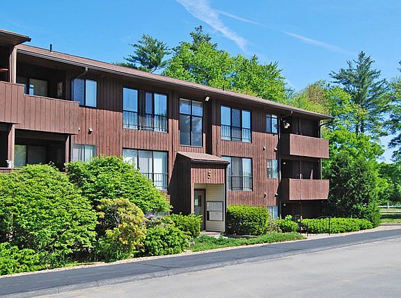 3rd image of 10 Old Towne Rd #5-236