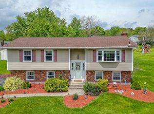 11 Alden Court, Fishkill, NY 12524