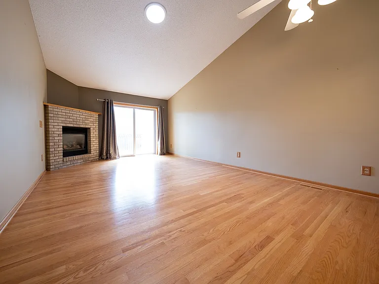 736 86th Ln NW — Photo 5