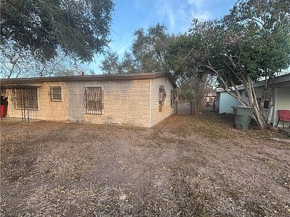 3rd image of 1409 Lalita St