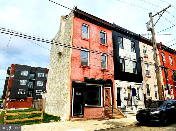 2102 N 8th St, Philadelphia, PA 19122