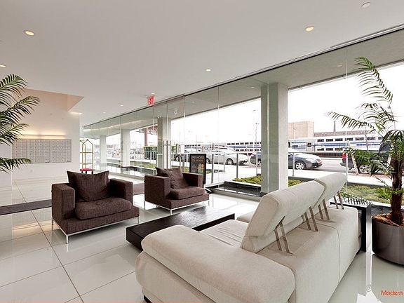 4th image of 5-19 Borden Ave #5G