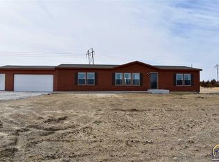 6427 NE Kendall Wood Dr, Topeka, KS 66617