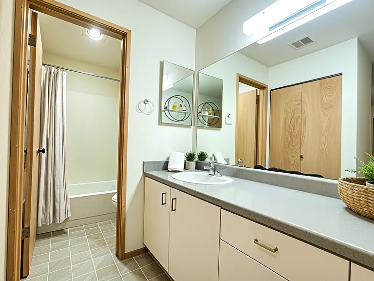 3435 Burke Ave N #202 — Photo 10