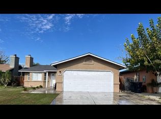 1024 Hazelnut St, Wasco, CA 93280