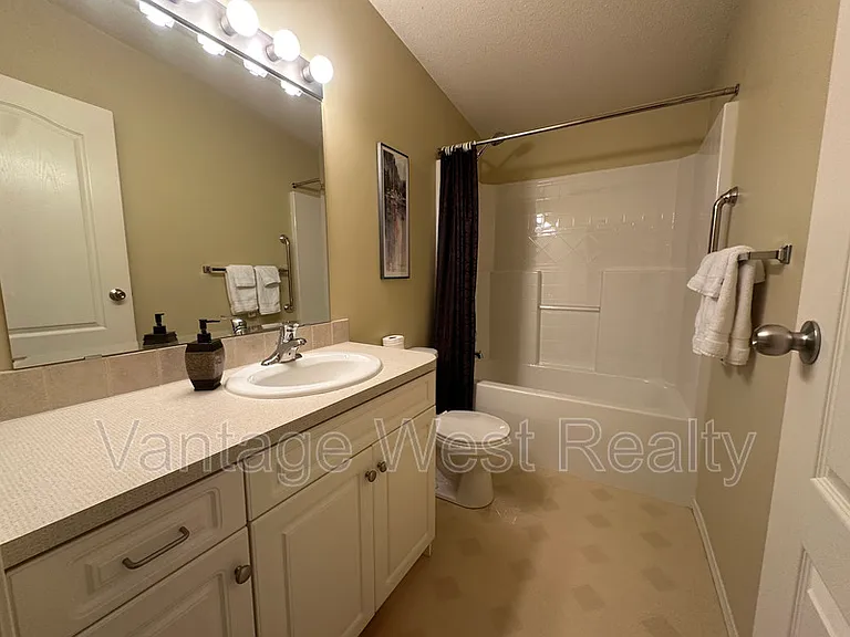 9481 Winchester Rd — Photo 20