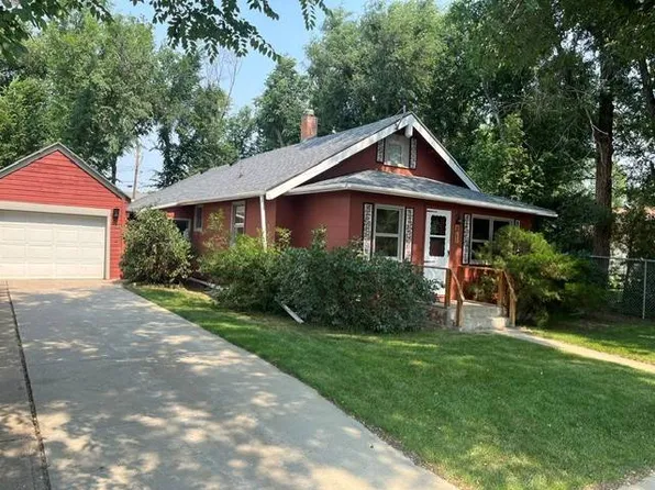 520 Edgar St, Wolf Point, MT 59201