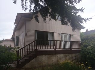 2864 NW 68th St, Seattle, WA 98117