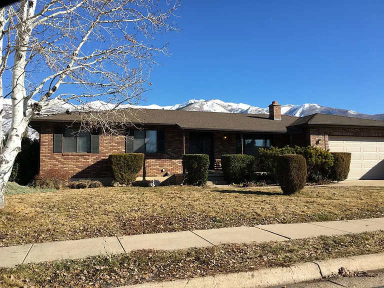 750 Cherrywood Rd — Photo 1