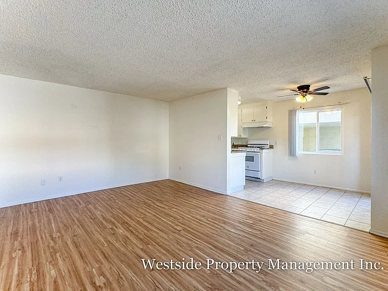 1755 Purdue Ave. — Photo 13