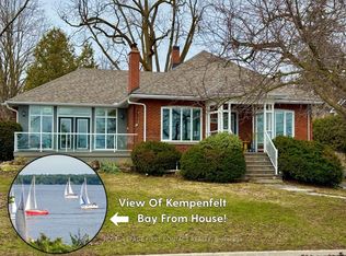 162 Kempenfelt Dr, Barrie, ON L4M 1C2