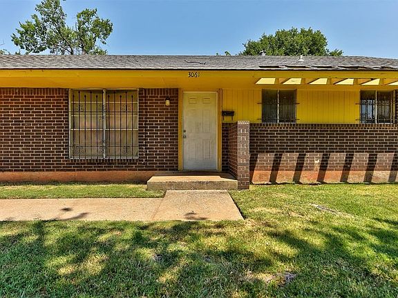 4th image of 3061 Overland Dr