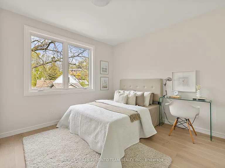 4 Drake Cres — Photo 21
