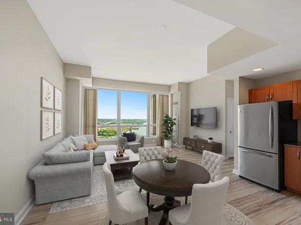 901 N Penn St Unit R2705, Philadelphia, PA 19123