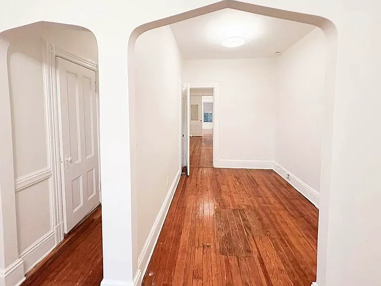 635 Leonard St #3 — Photo 8
