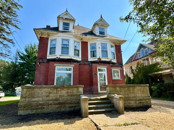 114 E Main St, Big Run, PA 15715