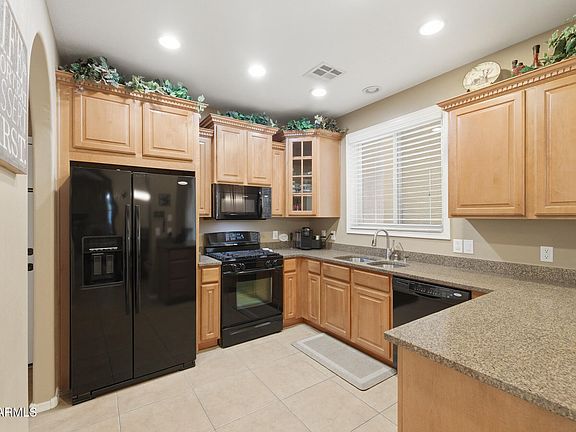 5th image of 3858 S WINTER Lane