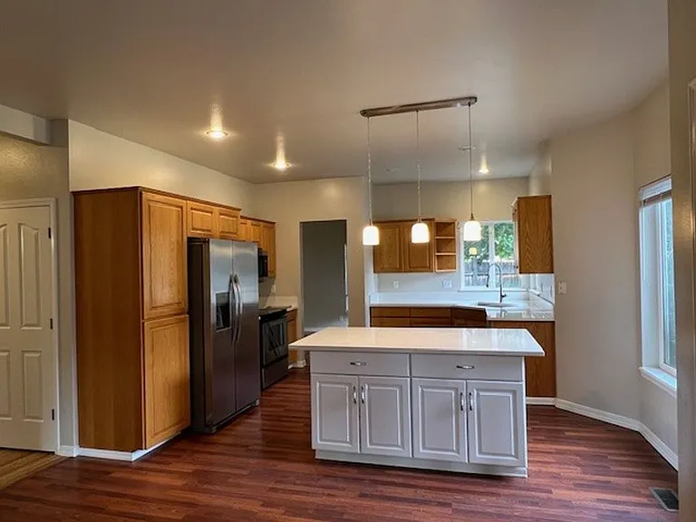 378 S Winthrop Way — Photo 11