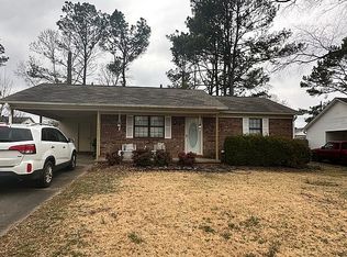 215 Joy Dr, Searcy, AR 72143