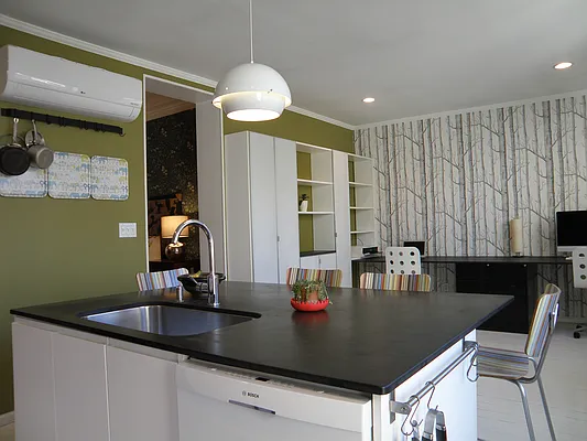 Rented by Douglas Elliman | media 22