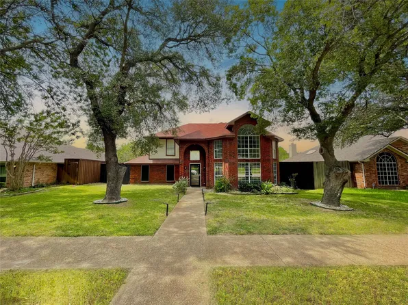 1417 Horton Dr, Cedar Hill, TX 75104