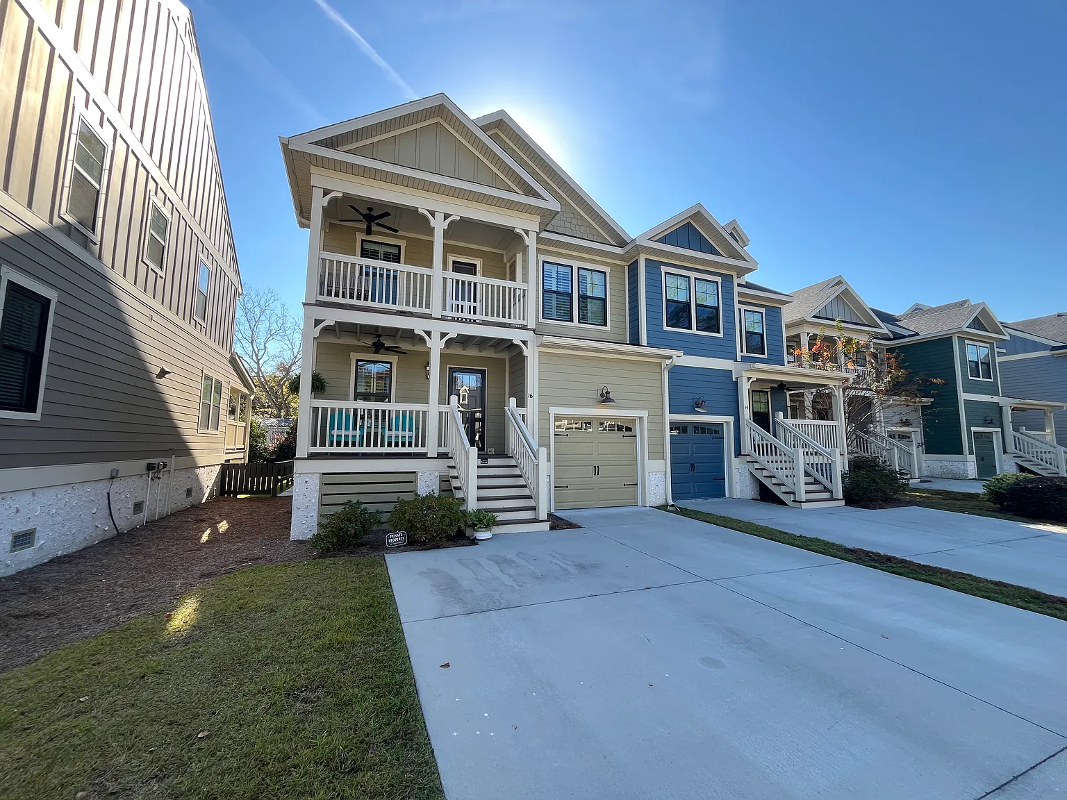 4 bed, 2.5 bath, 1871 sqft, $3,750 — Photo 2