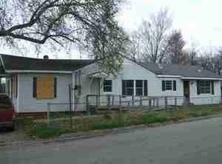 413 S Chrisman Ave, Cleveland, MS 38732