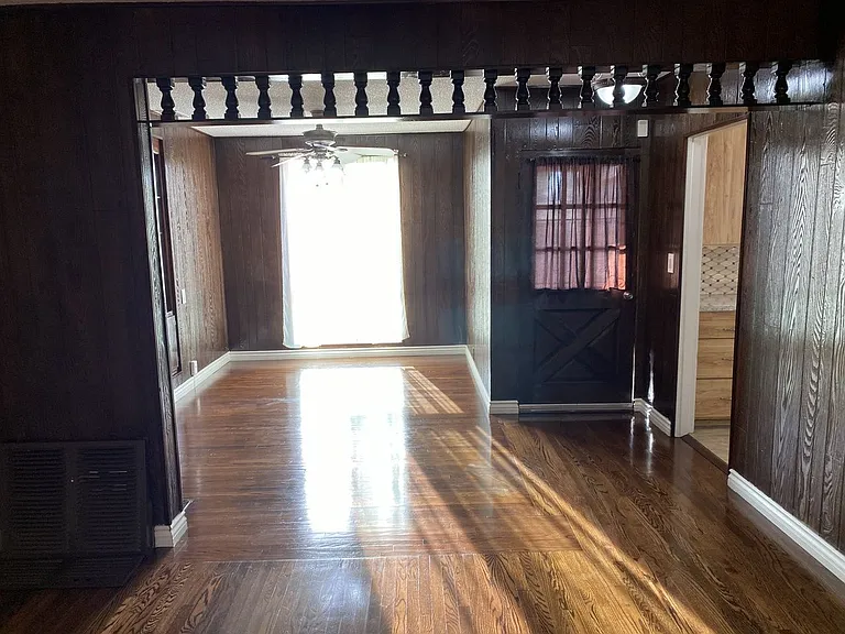 7810 Wilkinson Ave — Photo 8