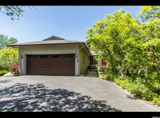 2551 E Combe Rd, Ogden, UT 84403