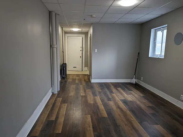 819 Elm St #9 — Photo 11