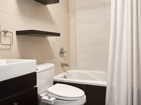 291 Devoe Street image 11 of 12