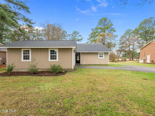 707 Plantation Drive, New Bern, NC 28562
