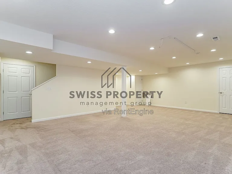3865 Gabrielle Dr — Photo 15