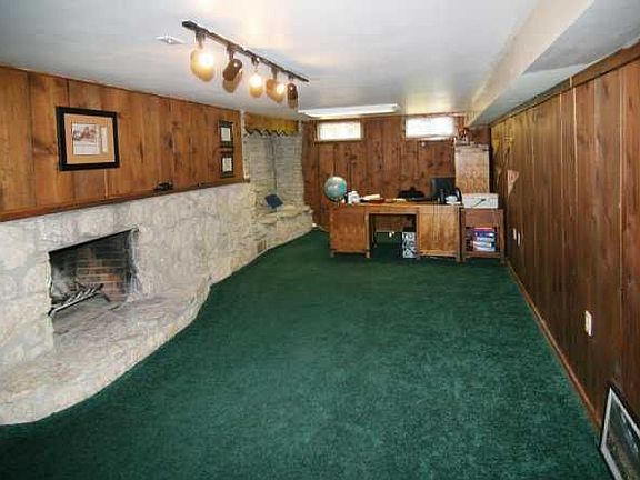 2nd image of 4779 Parkmoor Dr