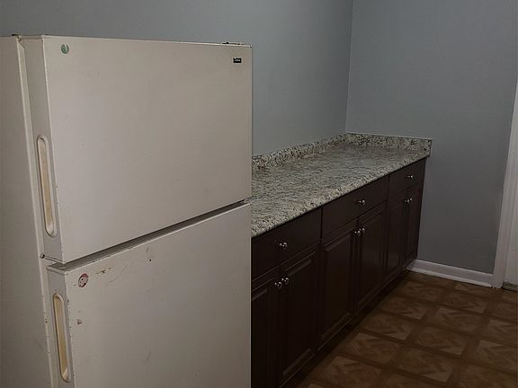 4th image of 8212 N 17th St