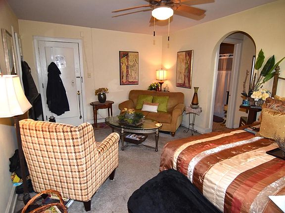 3rd image of 1028 E Juneau AVENUE #508