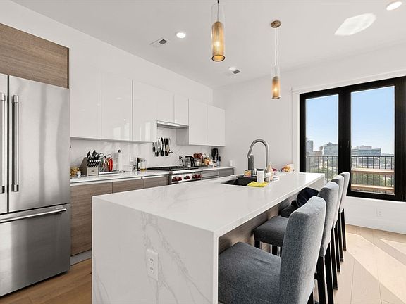 4th image of 30 Penniman Rd #704