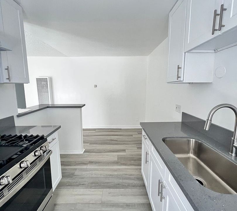 College Manor Apartment Rentals Los Angeles, CA Zillow