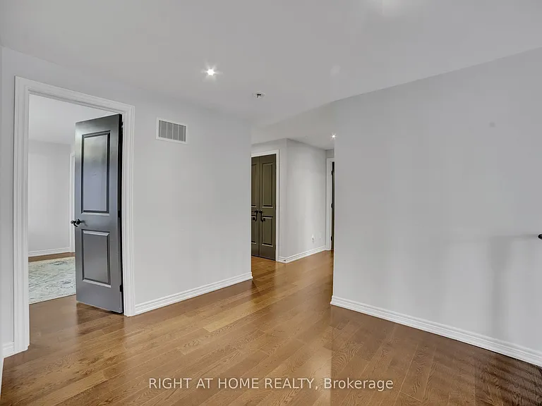 288 Raymond Rd — Photo 27