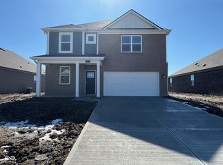 1407 Foxtail Ln, Greenwood, IN