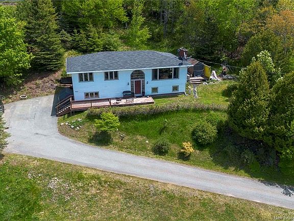 2nd image of 462 Gondola Point Rd
