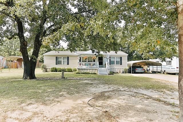 1st image of 16574 Stonewood Dr