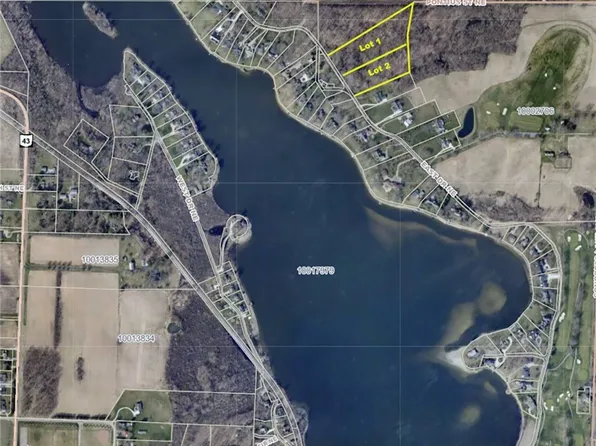 East Dr #2, Hartville, OH 44632