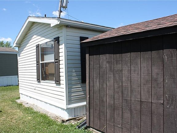 4th image of 107 Township Road 810 Lot 33