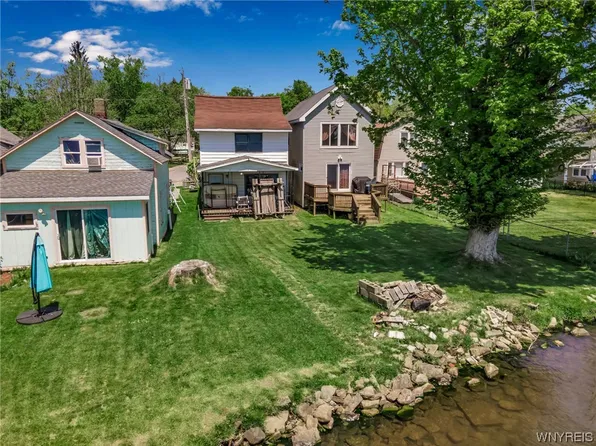 3555 Lake St, Jamestown, NY 14701