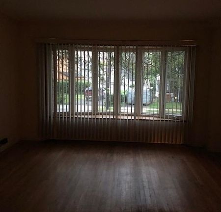 4th image of 344-346 Hobson St #1