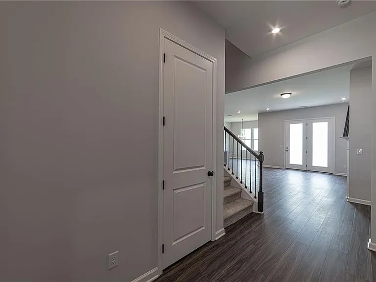 212 Birchwood Row — Photo 14